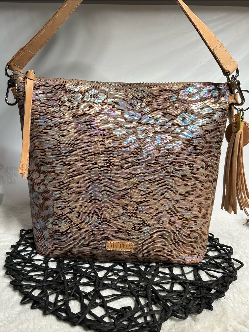 Consuela Iris Hobo - Picture 3 of 14